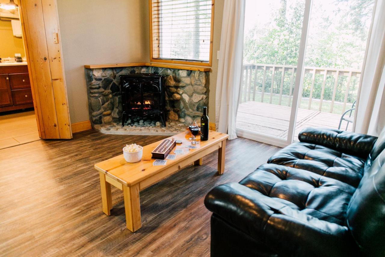 Lake Wenatchee Pine River Ranch B&B מראה חיצוני תמונה